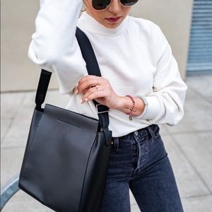 Everlane The Form Bag